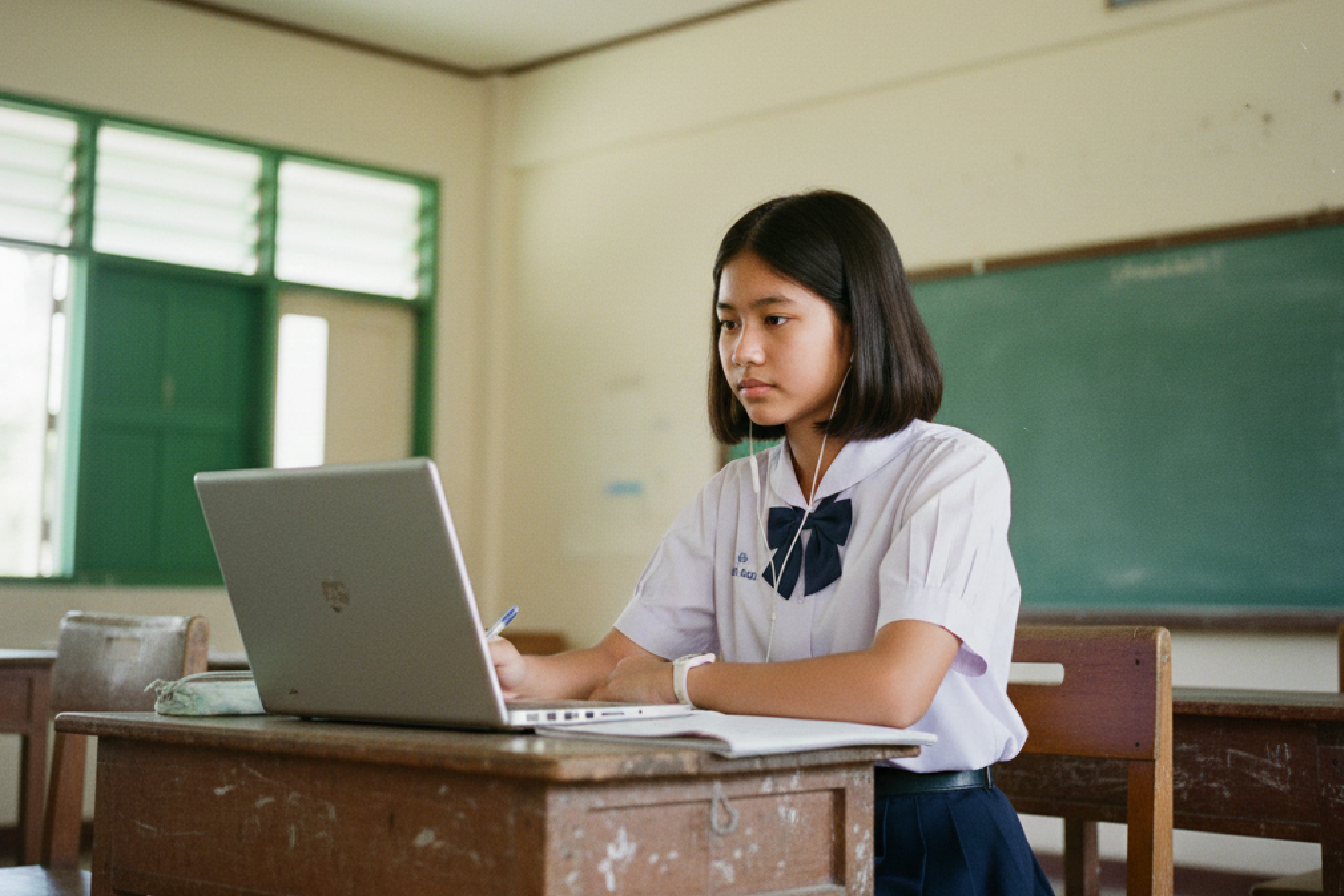 Learn Education_Gemini_Generate